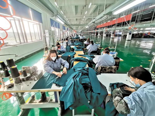 抗疫 他們 跨界 生產防疫物資,開辟了為生命護航的另一個戰場